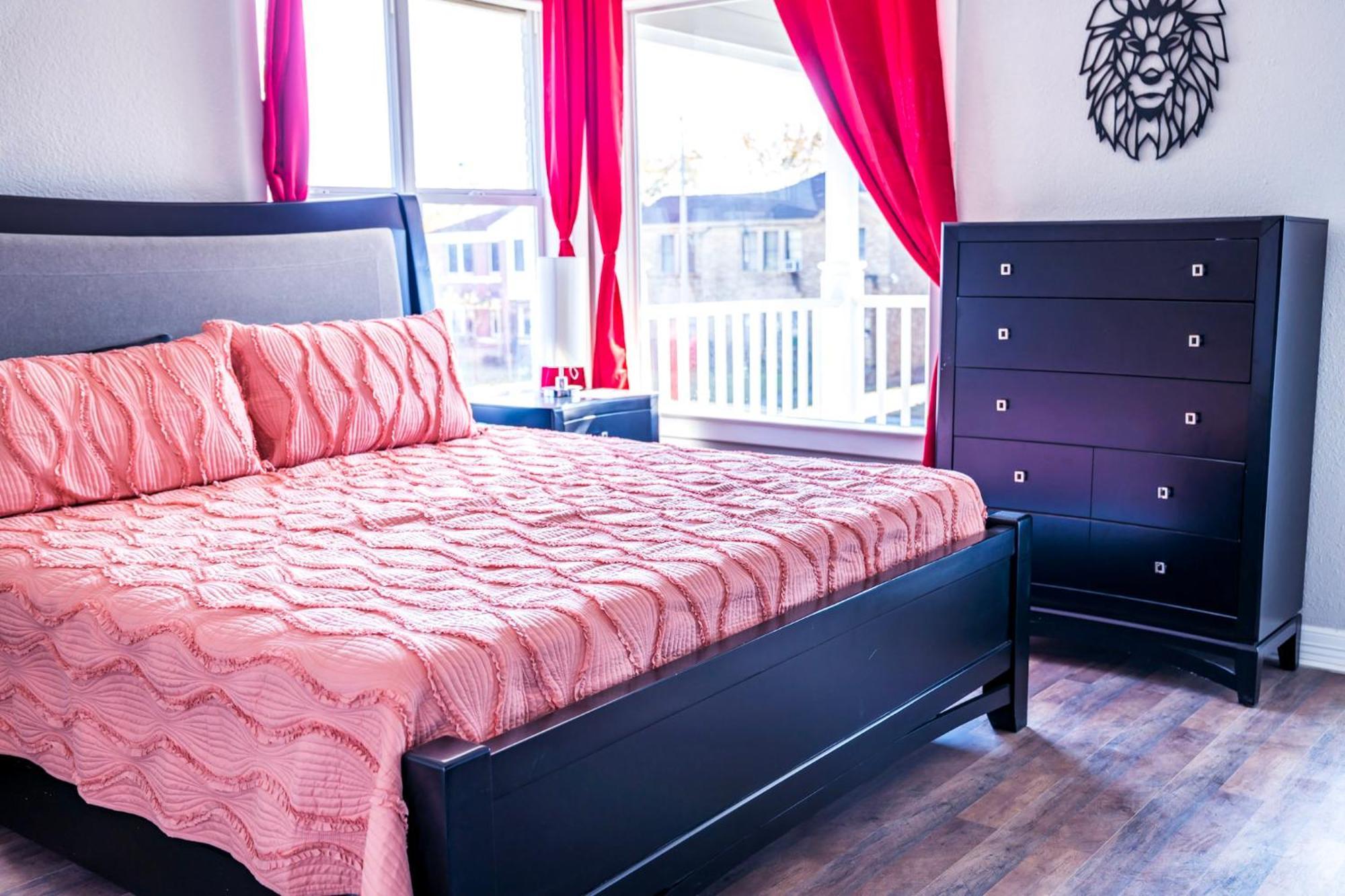 Holiday home Spacious 6br-sleeps 20 Perfect For Families-groups Houston